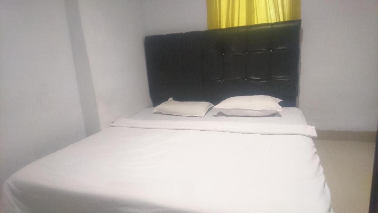 Hôtel Sz Nine One à Medan Extérieur photo